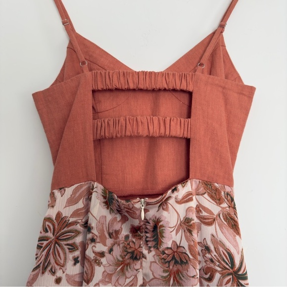 En Saison Skye Wrap Dress New With Tags Size: Small - Picture 5 of 6